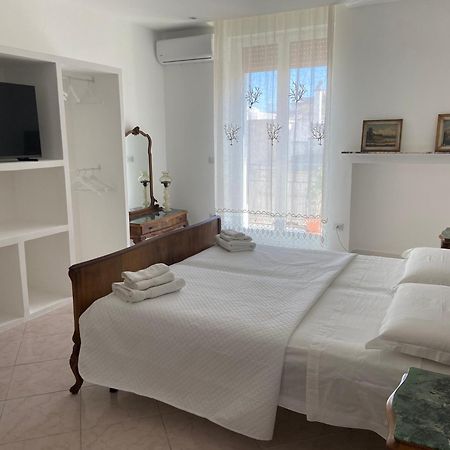 La Casa Di Nonna Celeste Бриндизи Экстерьер фото