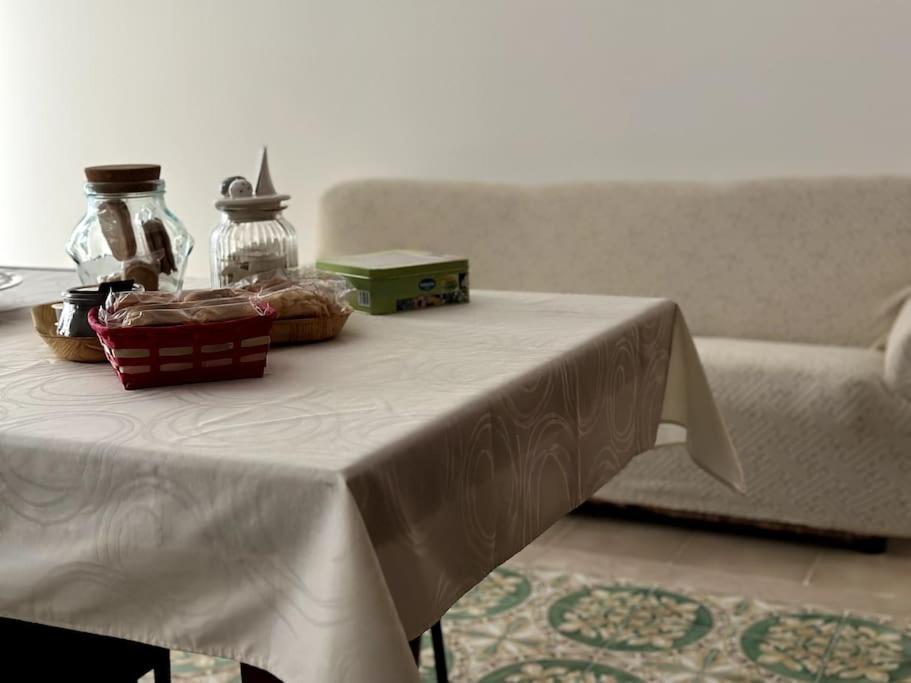 La Casa Di Nonna Celeste Бриндизи Экстерьер фото